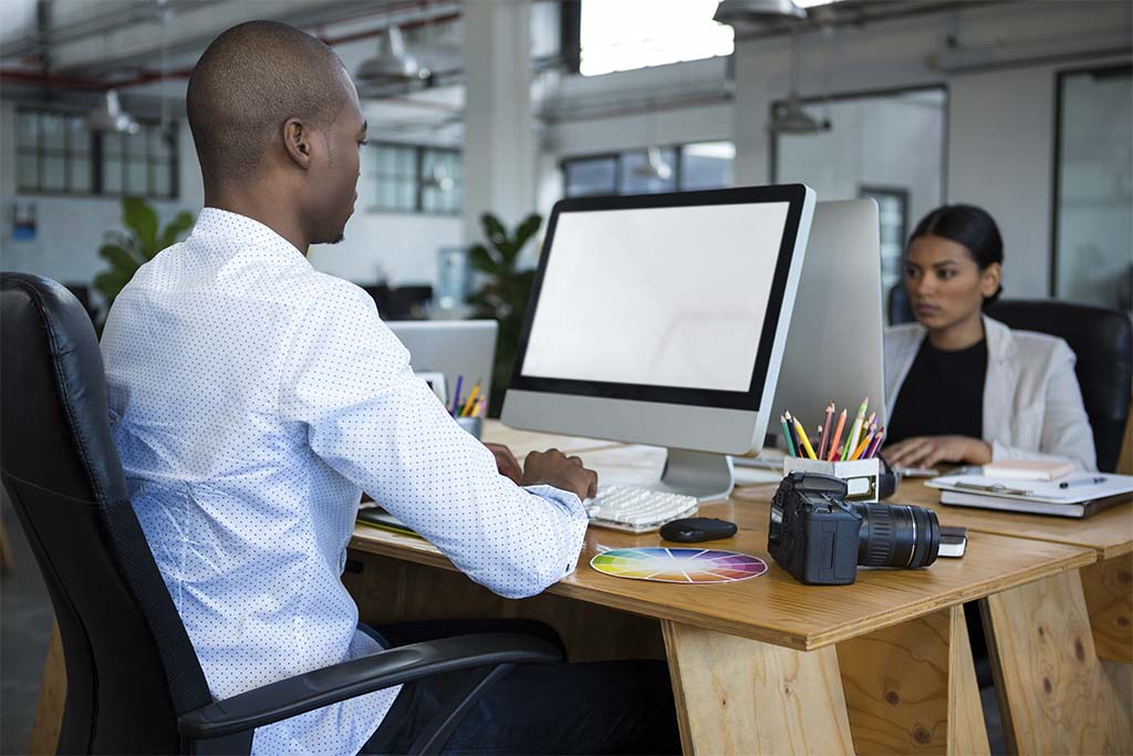 Entrevista laboral online: 5 tips para manejarla | Mandomedio Colombia